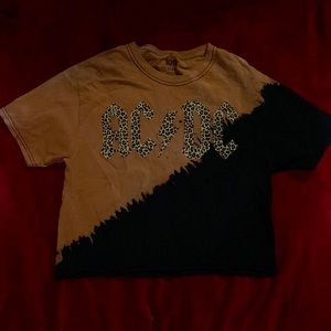 Cheetah print letters. Orang and black